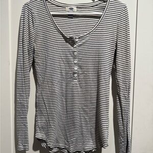 Old Navy Black and White Striped Long Sleeve Top